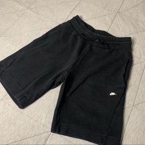 SOLD!! Nike Men's Sportswear Optic Shorts